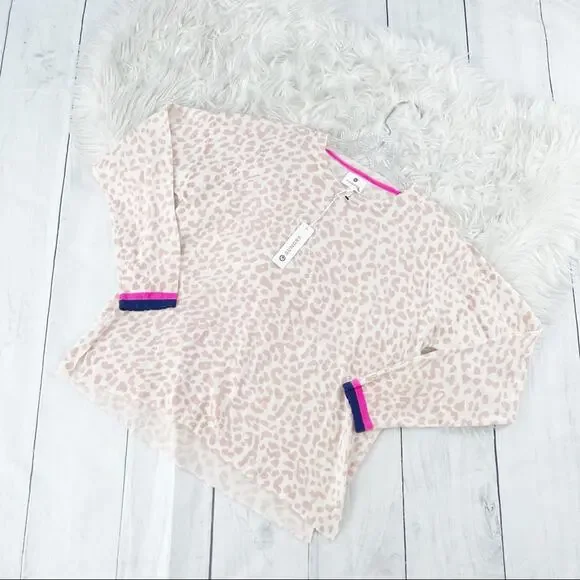 Sundry Women's Cream Leopard Spotted Pullover Sweater Size 3 Large - Picture 2 of 5